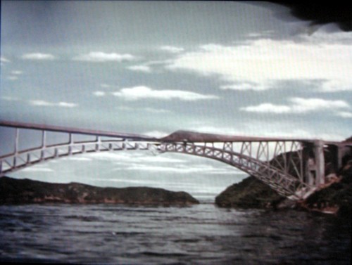 ラドン西海橋03.JPG